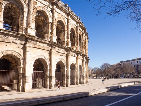 guided  nimes toctocmarseille holiday planner  guide  marseille provence