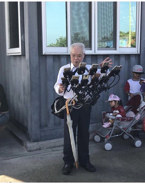 This 70 Year Old Grandpa Dedicated To Playing Pokémon Go
