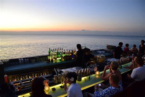 The 10 Best Bars To Visit In Bali
