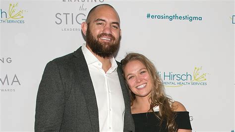 Ronda Rousey And Husband Travis Browne Reveal Sex Of Their