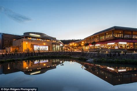center parcs  woburn forest daily mail