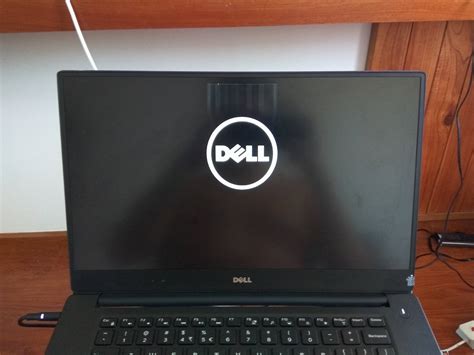 Solved Mysterious Lcd Problem On Xps 15 9550 Dell Community