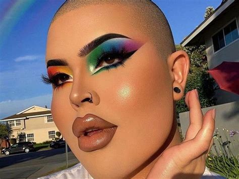 Makeup Trend 2021 Rainbow Eyeshadow Takes Over Instagram Here S How