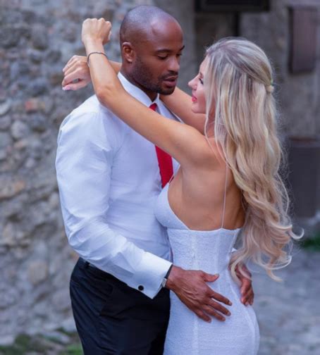 Interracial Marital Kisses Interacial Couples Black Guy White Girl