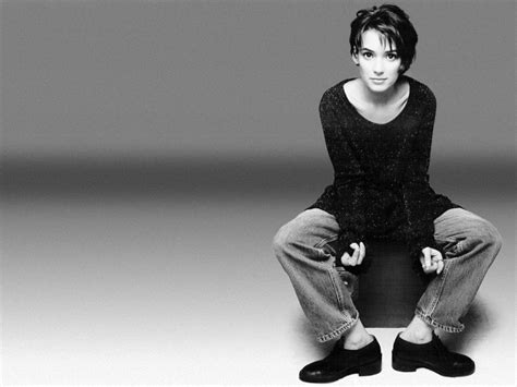 winona ryder wallpapers shor hairstyles for woman