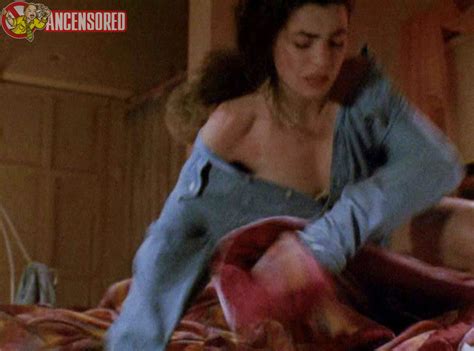 julianna margulies nue dans out for justice