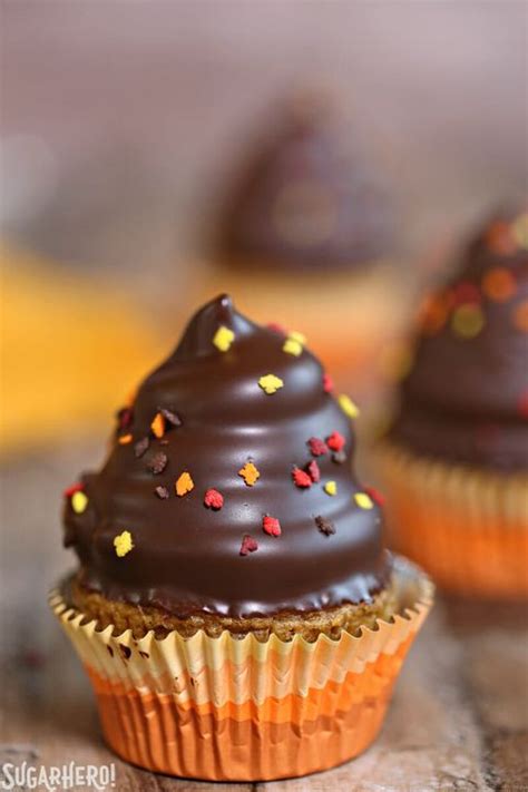 31 best fall cupcake ideas recipes for easy fall cupcakes