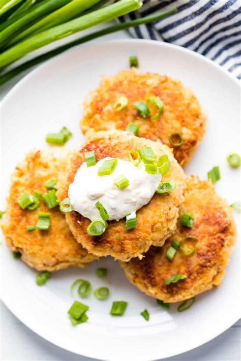 gourmet crab cakes home family style  art ideas