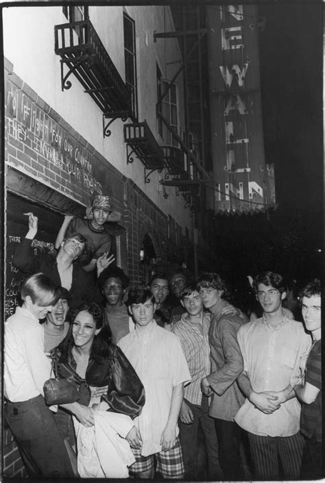 what happened at the stonewall riots a timeline of the