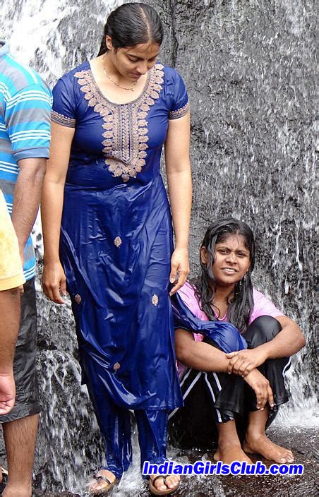 college girls 4 u tamil college girls bathing in kodaikanal waterfalls in wet chudidhar