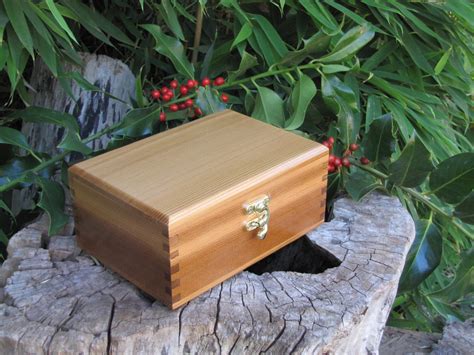 keepsake box cedar keepsake box  liner lbe