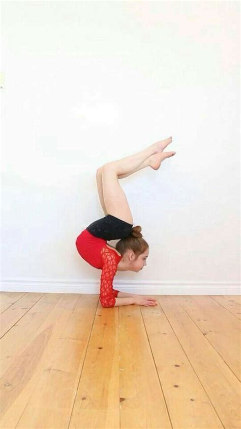 Anna Mcnulty Crazy Flexibility Contortionist Flexibility Dance Anna