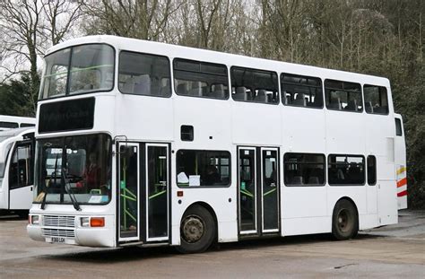 hamiltons coaches  lgh   pipewell ind est depot  flickr