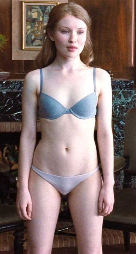 Nackt emily browning 