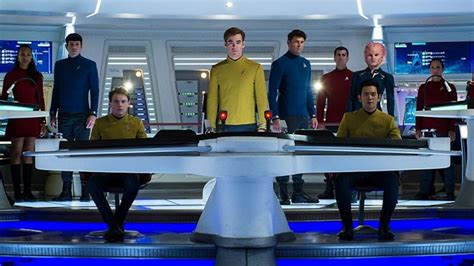 the cast of j j abrams star trek 4 didn t know a new movie was being