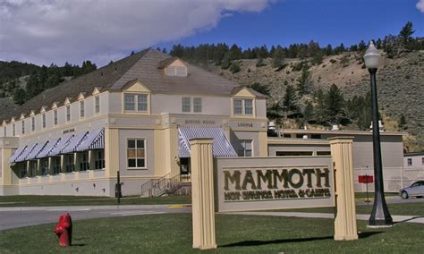 mammoth hot springs hotel and cabins yellowstone alltrips