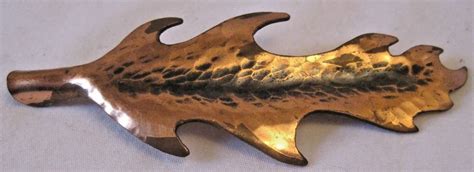 Wonderful 3 1 2 X 1 Vintage Hammered And Tarnished Copper Oak Leaf Pin