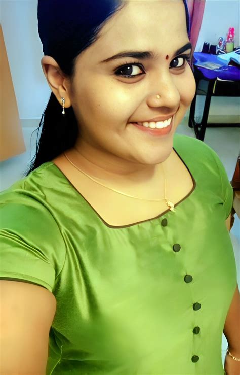 Beautiful Busty Tamil Sexy Gf Selfie Pics Leaked Sexy Indian Photos