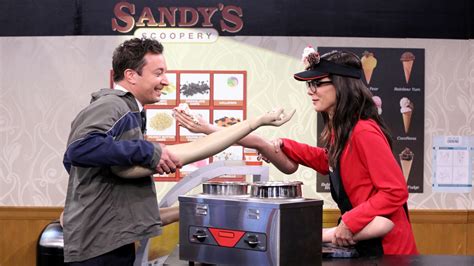 Sandra Bullock Fake Arms On ‘tonight Show ’ Serves Ice Cream To Jimmy