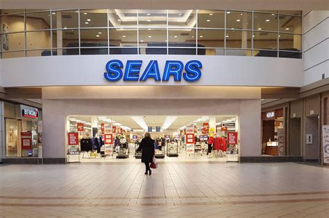 sears canada closing  stores     business