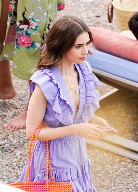 lily collins bts pics from emily in paris set 12 phoros the