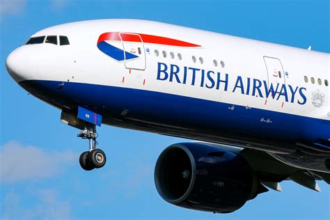 british airways flight turns     hours  air