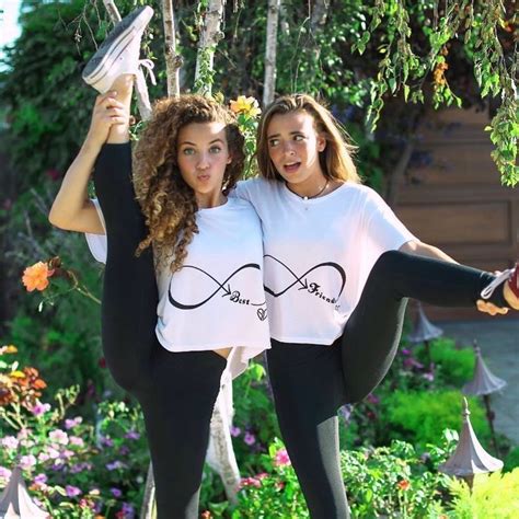 Sofie Dossi Dance Photography Poses Friend Poses Photography Dance