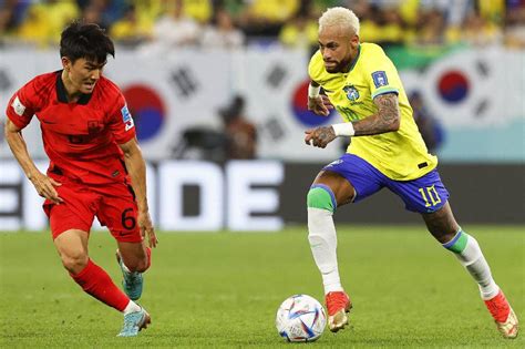 brazil brush aside south korea to reach world cup quarters abs cbn news