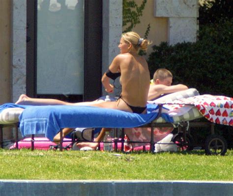 anna kournikova nude pics and leaked sex tape scandal planet