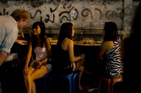 guest friendly hotels in thailand bargaining with thai prostitutes in bangkok