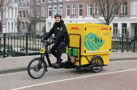 dhl  deliver packages  cargo bike pitaneblue