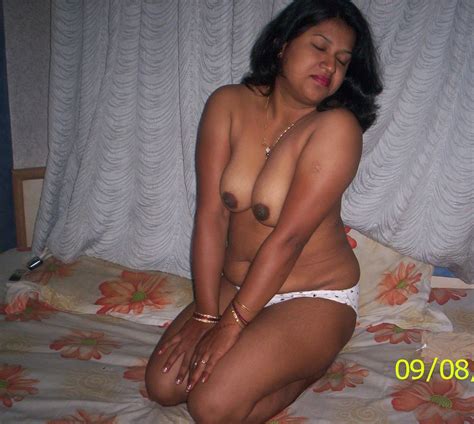 desi village aunty nude hot girl hd wallpaper