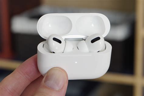 airpods pro  impressions      world