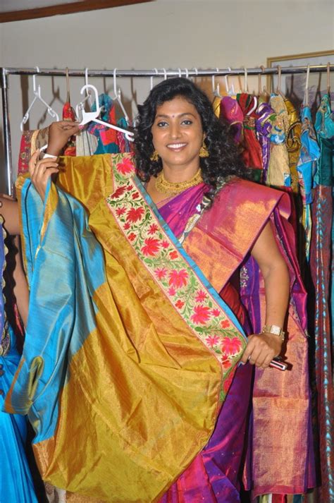 tamil actress wallpapers roja actress at chettinad s ethnic touchz stills