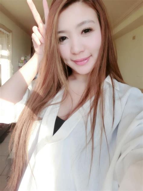 Cute Asian Gal Selfie Asian Model Model Gal
