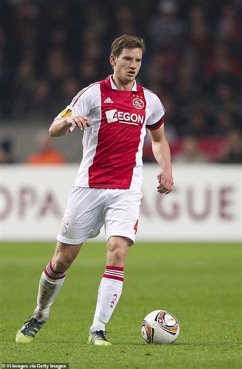 jan vertonghen says ajax train players to be fearless daily mail online