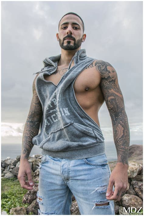 jorge tattoo ink workout chest beard male model mdz