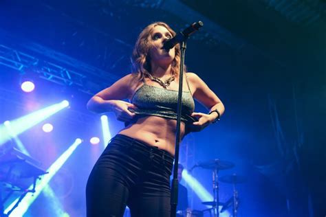 tove lo keeps showing off her tits