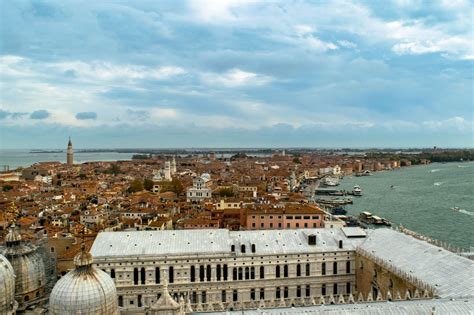 day  venice    venice   day  escape clause