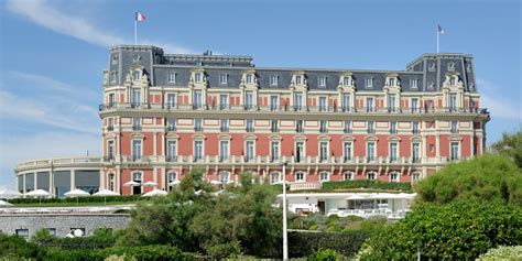 bizutage  lhotel du palais  biarritz lenquete preliminaire pour