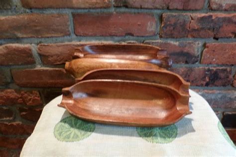 wooden corn    trays vintage wooden corn    holders  prop wood serving