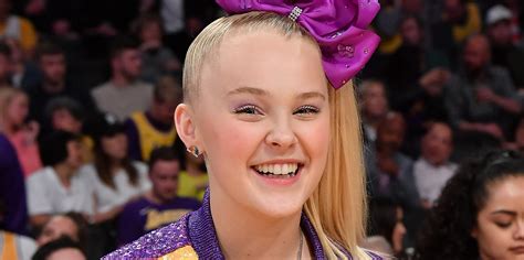 Jojo Siwa Can T Stop Gushing Over How Happy She Is Since Coming Out