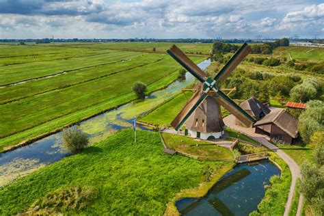 Windmills Of Holland Theeasygarden Easy Fun