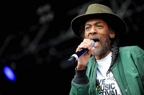 saenger der britischen reggae band aswad gestorben