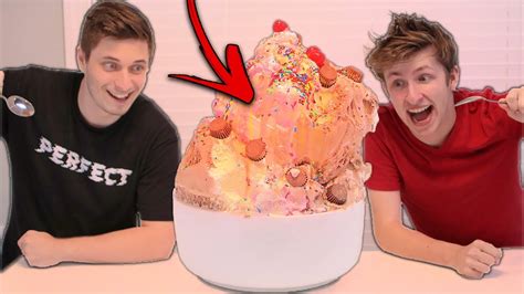 Eating The Worlds Largest Ice Cream Sundae Youtube