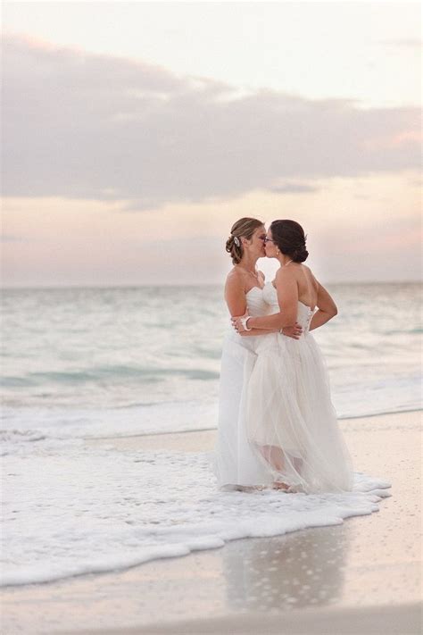 🌹 lesbian wedding photos lesbianweddingideas 🌷 romantic