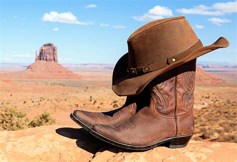 wear cowboy boots   man protechnotech