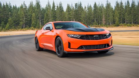 Chevrolet Dealers Are Offering 3 000 Off A Camaro If You Own A Ford