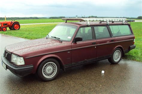 volvo  wagon classic cars today