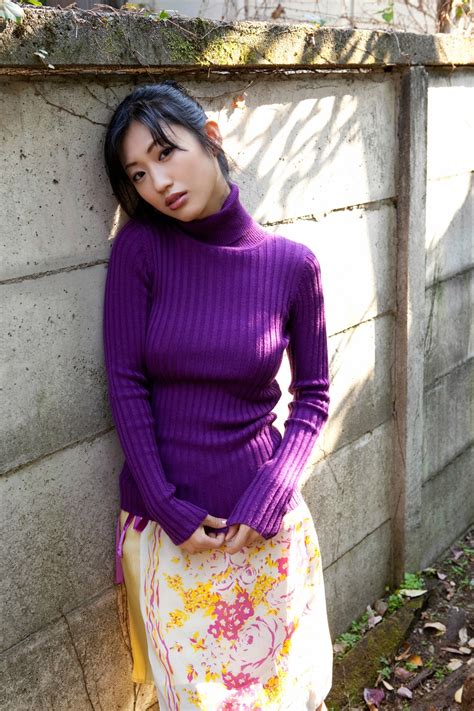 Mitsu Dan Japanese Gravure Idol Sexy Purple Winter Shirt Fashion Photo